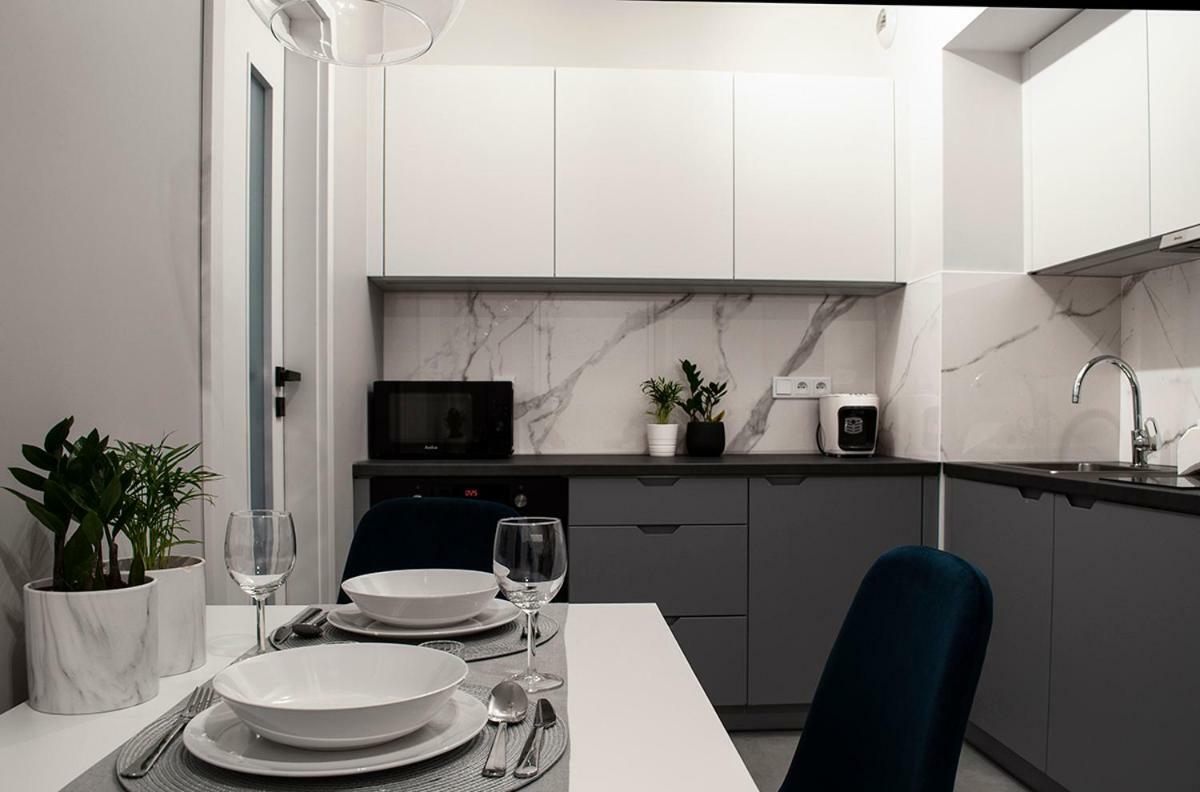 Navyblue Apartment Cracow Free Parking Tv Krasków Eksteriør bilde